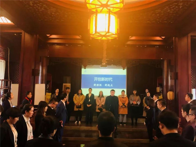 柔然彩虹隊(duì)光臨昌禾裝飾參觀(guān)學(xué)習(xí)