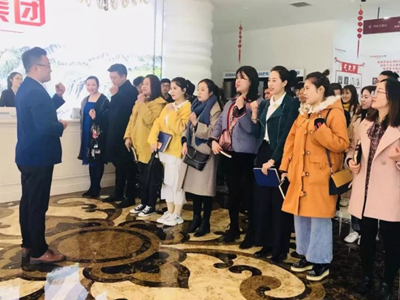 熱烈歡迎丨昌禾商學(xué)院，柔然彩虹隊(duì)光臨寧夏昌禾裝飾參觀學(xué)習(xí)！