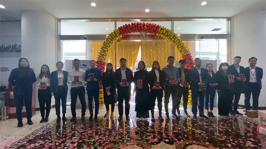 昌禾裝飾丨10月總結(jié)表彰暨11月活動啟動大會圓滿結(jié)束！一起領(lǐng)盲盒啦~