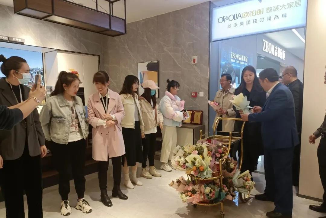 昌禾裝飾丨特別的愛給特別的你，對你的“愛”從未缺席~